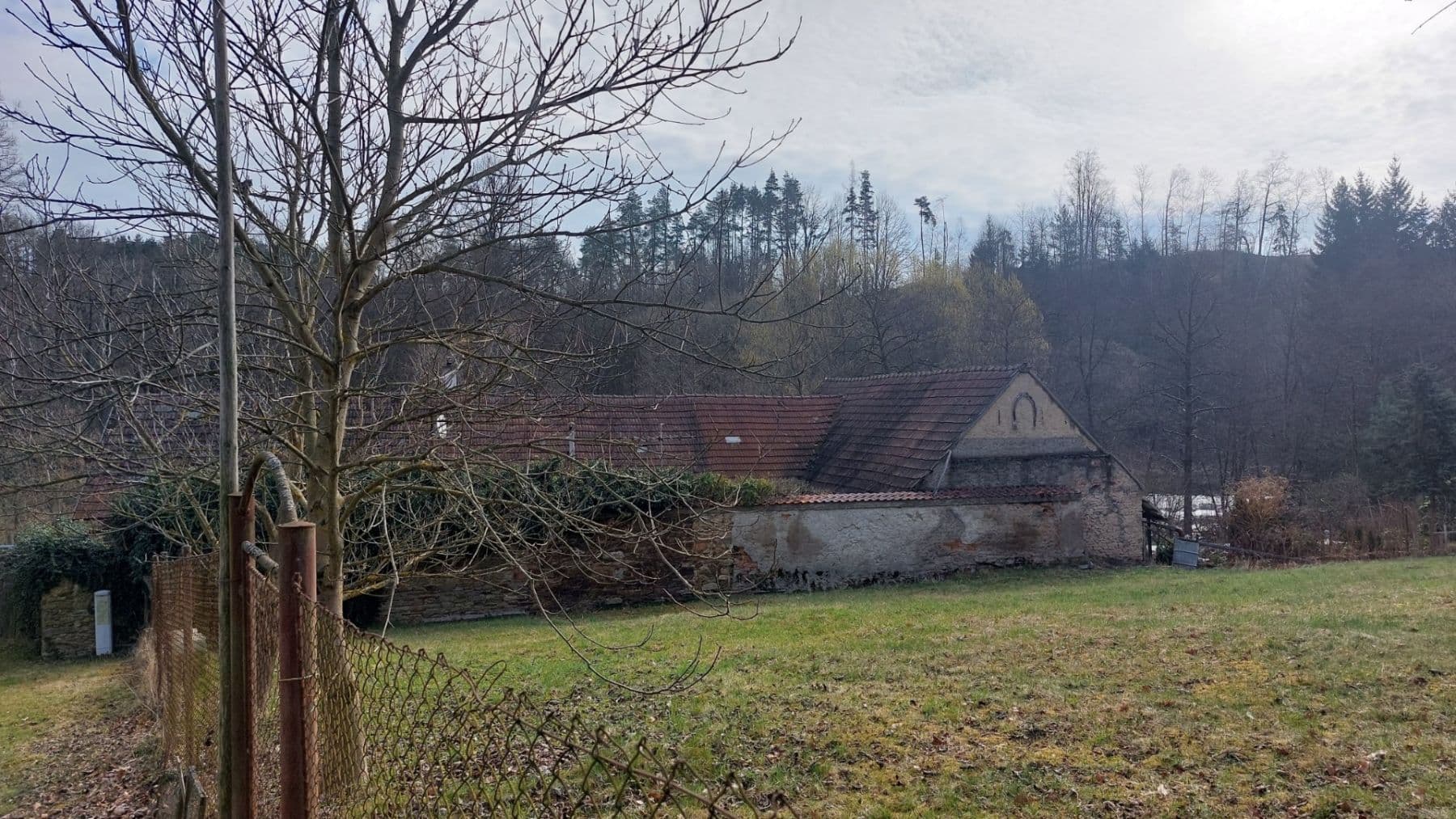 Predaj pozemku 438 m², Senožaty, Kraj Vysočina Predaj pozemku 438 m², Senožaty, Kraj Vysočina