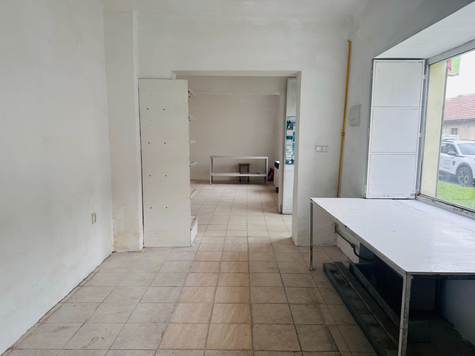 Prenájom nebytového priestoru 80 m², Přátelství, Praha, Praha Prenájom nebytového priestoru 80 m², Přátelství, Praha, Praha