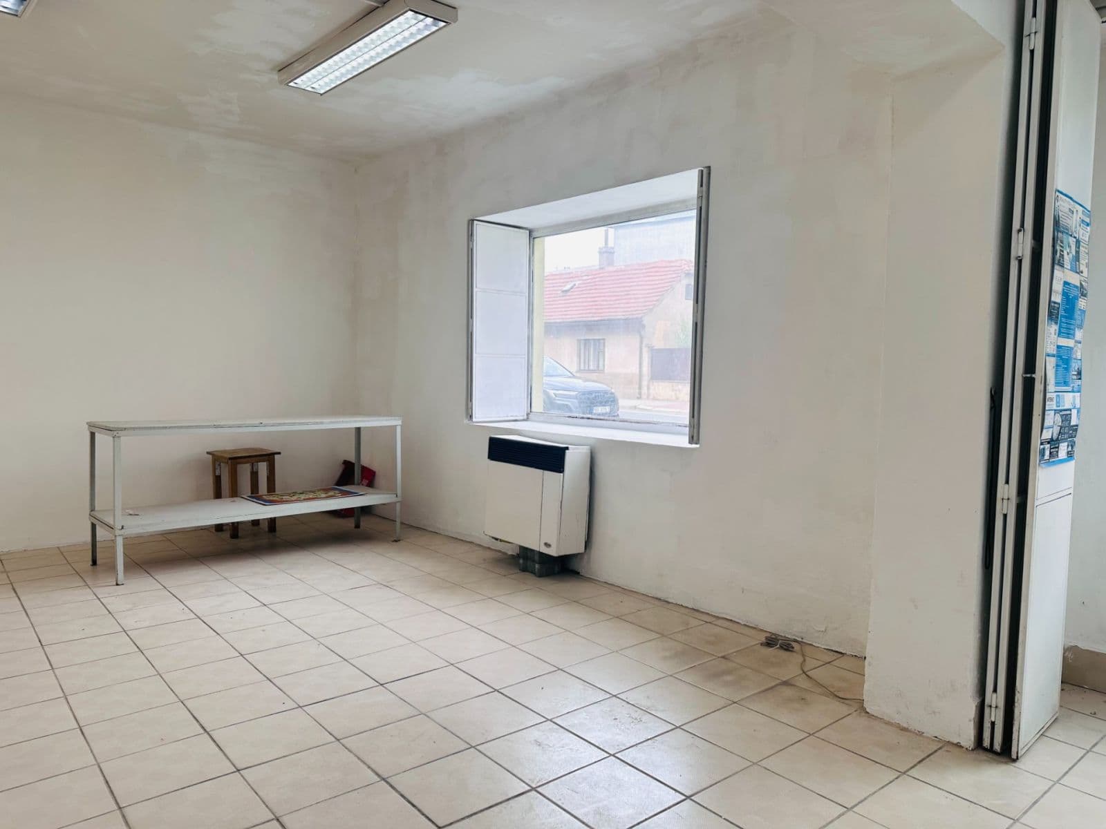 Prenájom nebytového priestoru 80 m², Přátelství, Praha, Praha Prenájom nebytového priestoru 80 m², Přátelství, Praha, Praha