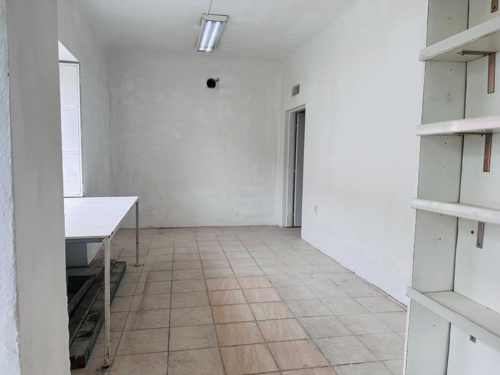 Prenájom nebytového priestoru 80 m², Přátelství, Praha, Praha Prenájom nebytového priestoru 80 m², Přátelství, Praha, Praha