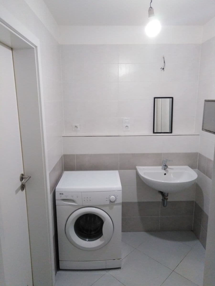 Predaj bytu 1-izbový 30 m², Míšovická, Praha, Praha Predaj bytu 1-izbový 30 m², Míšovická, Praha, Praha