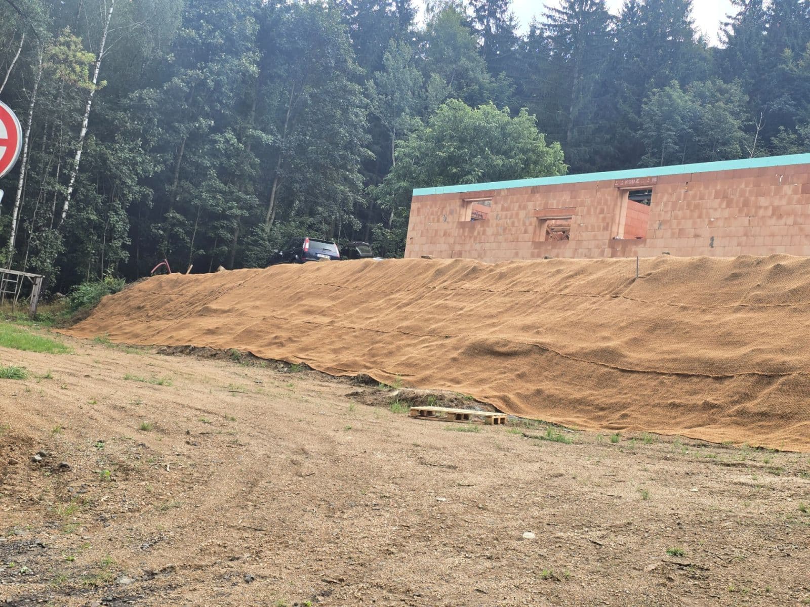 Predaj pozemku 1.070 m², Jablonec nad Nisou, Liberecký kraj Predaj pozemku 1.070 m², Jablonec nad Nisou, Liberecký kraj