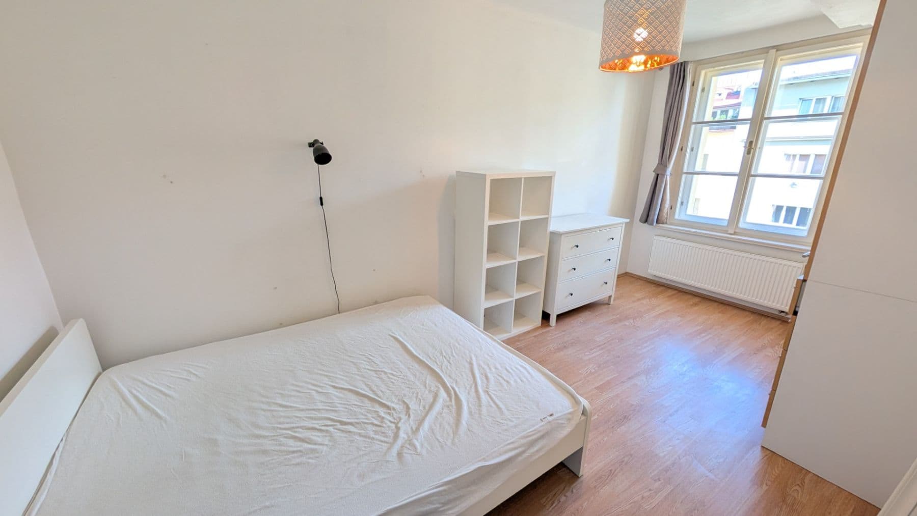 Prenájom bytu 1-izbový 36 m², Žerotínova, Praha, Praha Prenájom bytu 1-izbový 36 m², Žerotínova, Praha, Praha