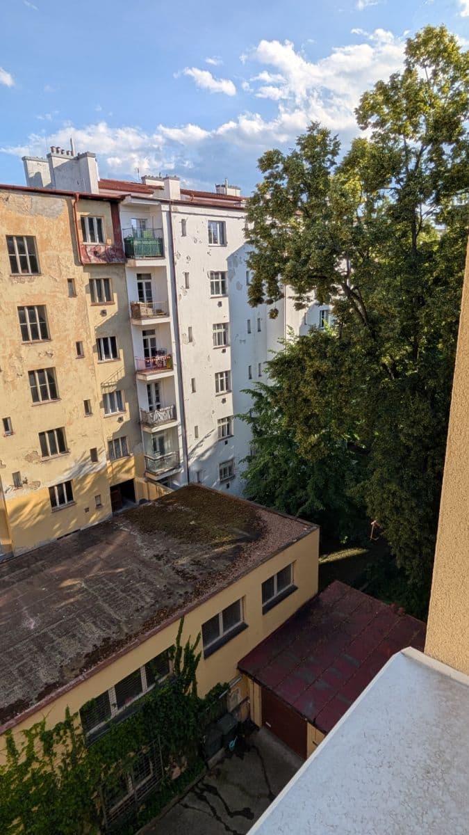 Prenájom bytu 1-izbový 36 m², Žerotínova, Praha, Praha Prenájom bytu 1-izbový 36 m², Žerotínova, Praha, Praha
