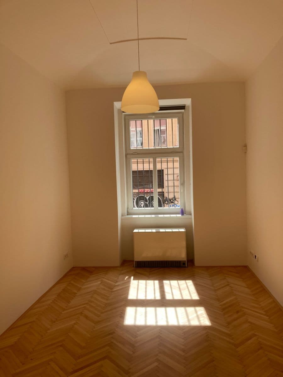 Prenájom bytu 3-izbový 64 m², Víta Nejedlého, Praha, Praha Prenájom bytu 3-izbový 64 m², Víta Nejedlého, Praha, Praha
