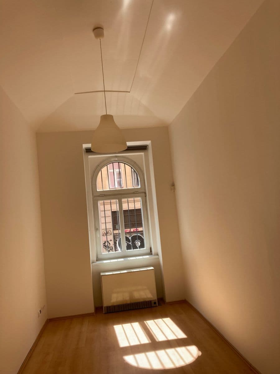 Prenájom bytu 3-izbový 64 m², Víta Nejedlého, Praha, Praha Prenájom bytu 3-izbový 64 m², Víta Nejedlého, Praha, Praha