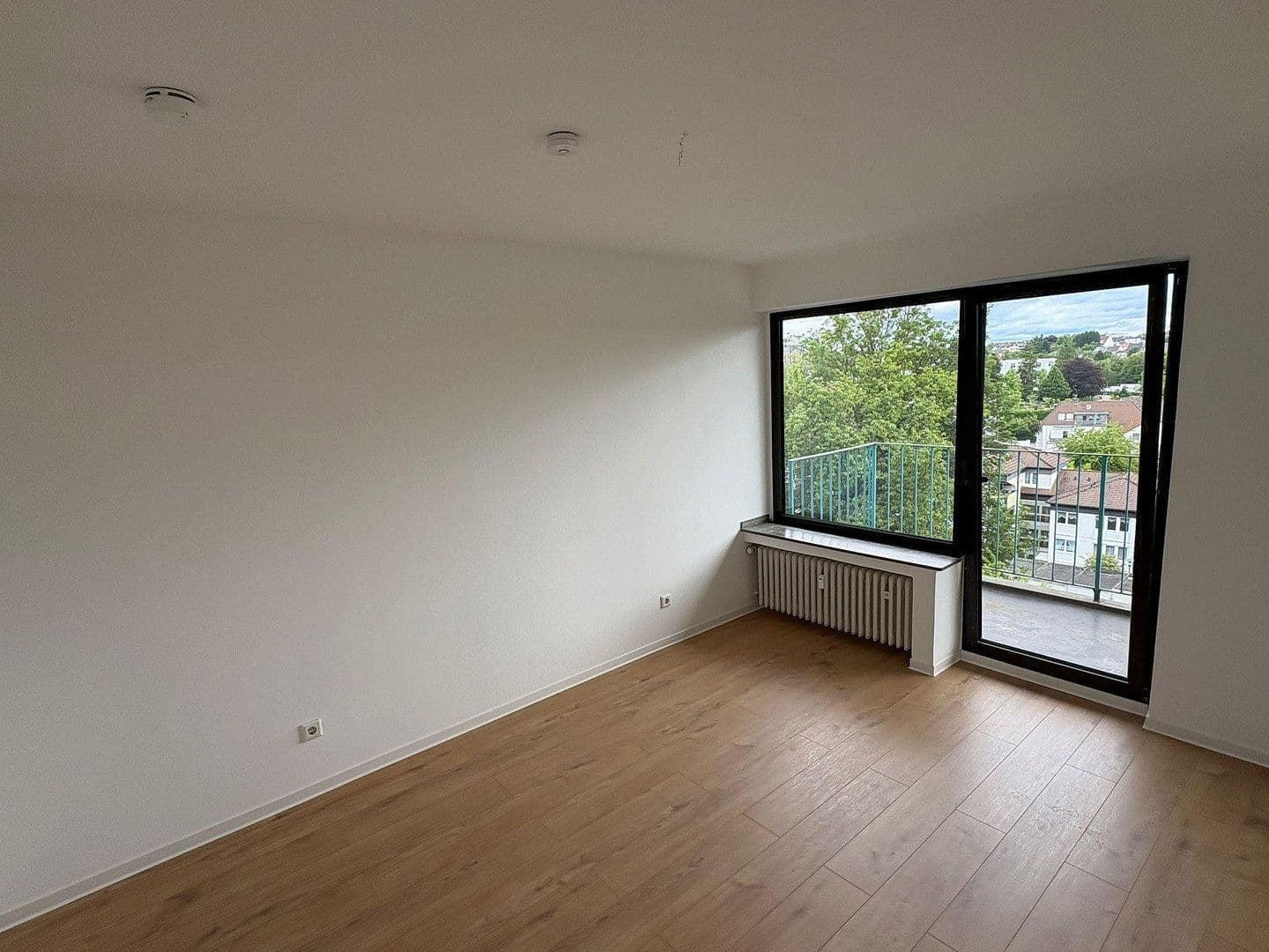 Prenájom bytu 2-izbový 65 m², Unter St. Clemens 28, Solingen, Severné Porýnie - Westfálsko Prenájom bytu 2-izbový 65 m², Unter St. Clemens 28, Solingen, Severné Porýnie - Westfálsko