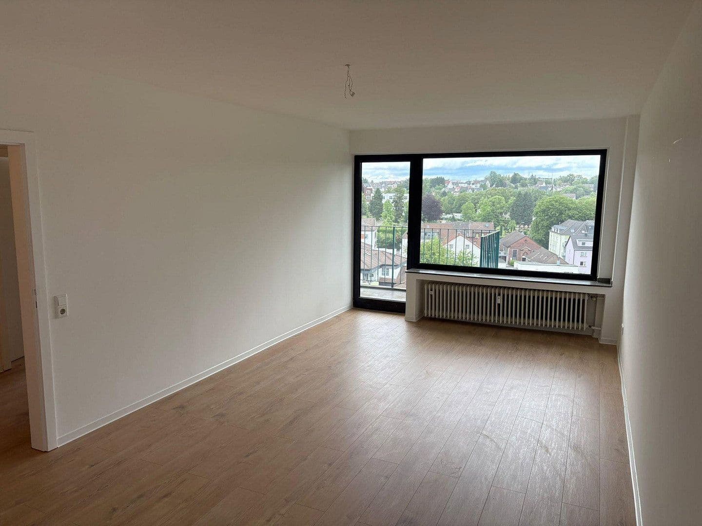 Prenájom bytu 2-izbový 65 m², Unter St. Clemens 28, Solingen, Severné Porýnie - Westfálsko Prenájom bytu 2-izbový 65 m², Unter St. Clemens 28, Solingen, Severné Porýnie - Westfálsko