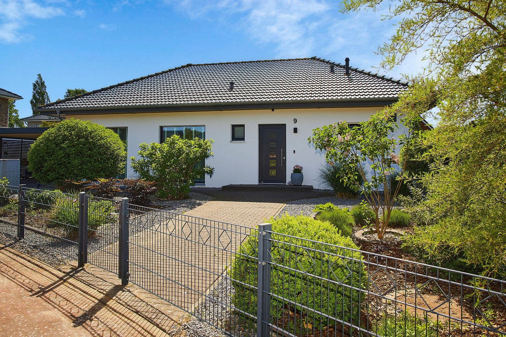 Predaj domu 108 m², pozemek 741 m², Nützen, Šlezvicko-Holštajnsko Predaj domu 108 m², pozemek 741 m², Nützen, Šlezvicko-Holštajnsko
