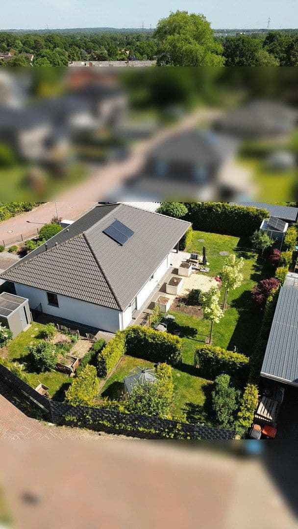 Predaj domu 108 m², pozemek 741 m², Nützen, Šlezvicko-Holštajnsko Predaj domu 108 m², pozemek 741 m², Nützen, Šlezvicko-Holštajnsko