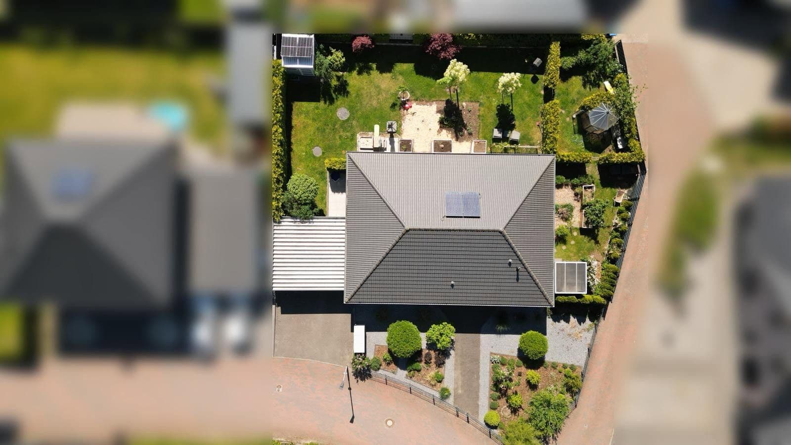 Predaj domu 108 m², pozemek 741 m², Nützen, Šlezvicko-Holštajnsko Predaj domu 108 m², pozemek 741 m², Nützen, Šlezvicko-Holštajnsko
