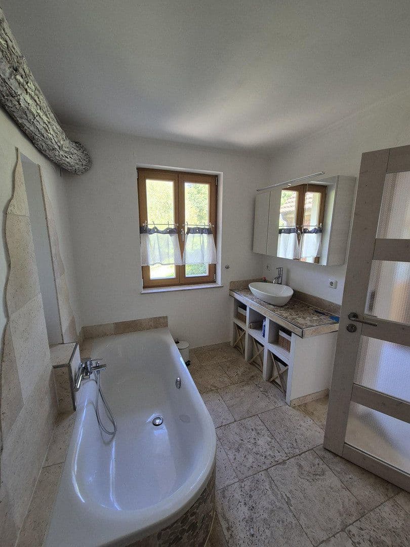 Predaj domu 115 m², pozemek 1.705 m², Zur Schoritzer Wiek 49, Garz/Rügen, Meklenbursko-Predpomoransko Predaj domu 115 m², pozemek 1.705 m², Zur Schoritzer Wiek 49, Garz/Rügen, Meklenbursko-Predpomoransko