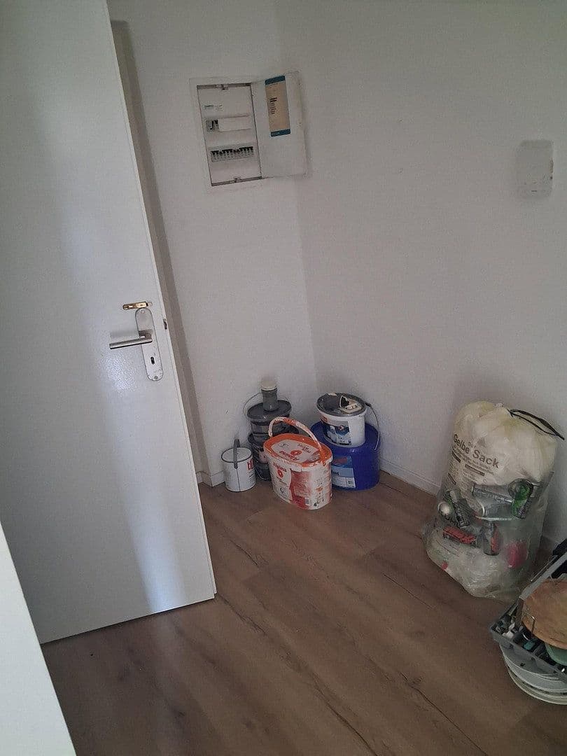 Prenájom bytu 4-izbový 90 m², Bergstraße 12, Drebach, Sasko Prenájom bytu 4-izbový 90 m², Bergstraße 12, Drebach, Sasko