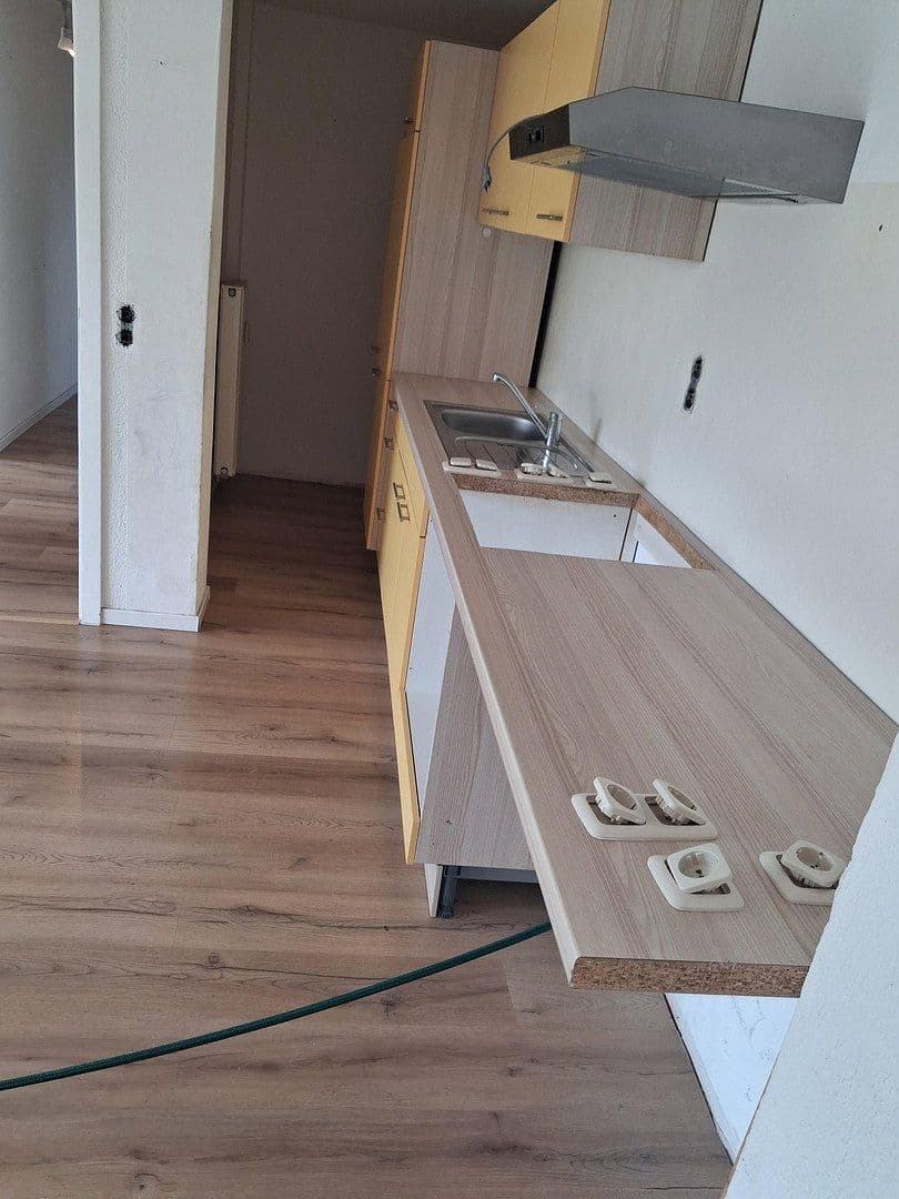 Prenájom bytu 4-izbový 90 m², Bergstraße 12, Drebach, Sasko Prenájom bytu 4-izbový 90 m², Bergstraße 12, Drebach, Sasko