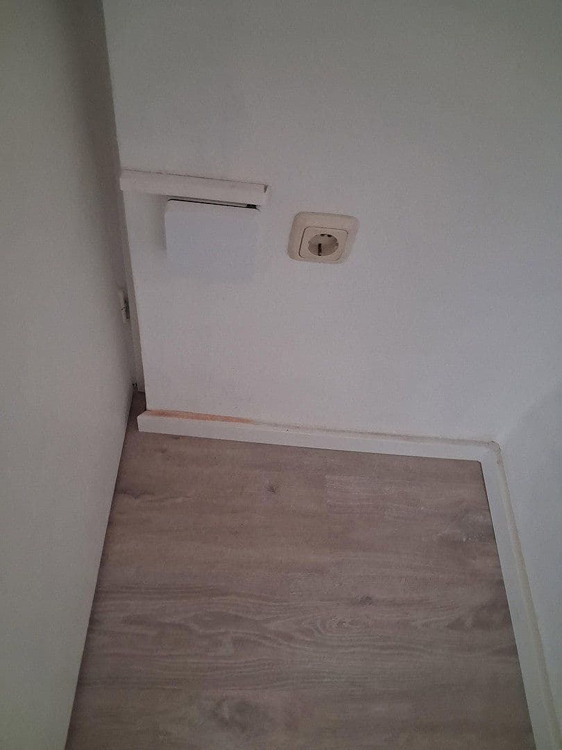 Prenájom bytu 3-izbový 66 m², Bergstraße 12, Drebach, Sasko Prenájom bytu 3-izbový 66 m², Bergstraße 12, Drebach, Sasko