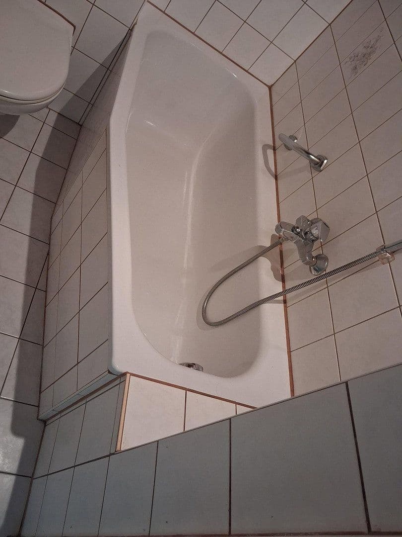 Prenájom bytu 3-izbový 66 m², Bergstraße 12, Drebach, Sasko Prenájom bytu 3-izbový 66 m², Bergstraße 12, Drebach, Sasko