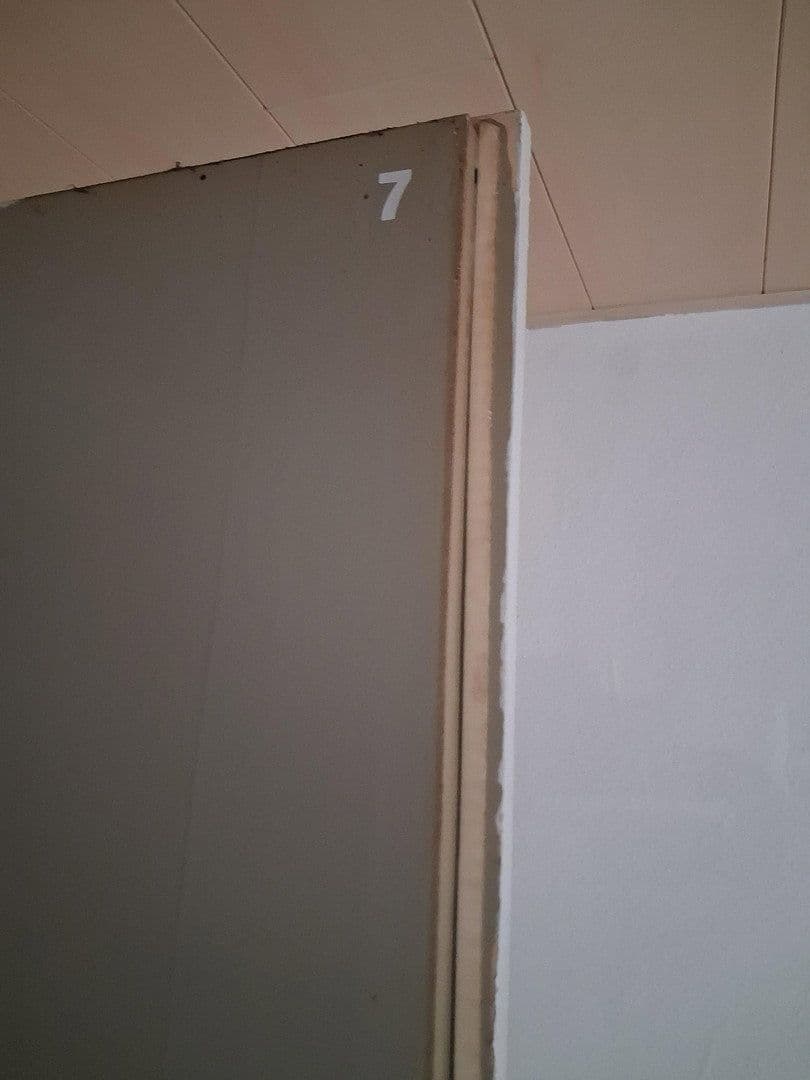 Prenájom bytu 3-izbový 66 m², Bergstraße 12, Drebach, Sasko Prenájom bytu 3-izbový 66 m², Bergstraße 12, Drebach, Sasko