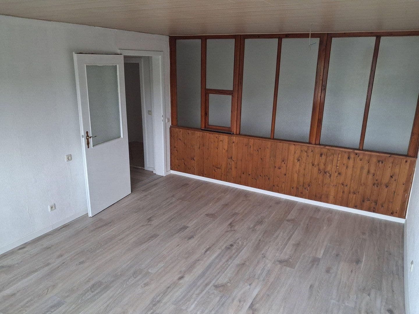 Prenájom bytu 3-izbový 66 m², Bergstraße 12, Drebach, Sasko Prenájom bytu 3-izbový 66 m², Bergstraße 12, Drebach, Sasko