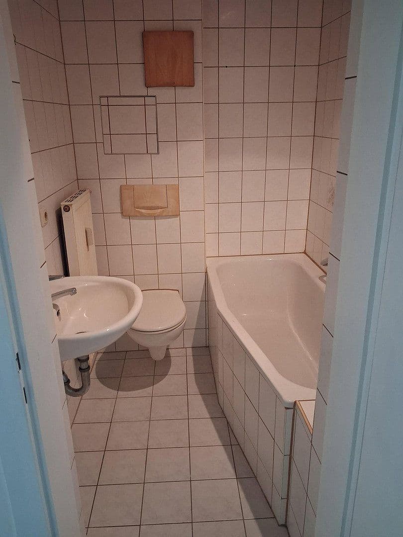 Prenájom bytu 3-izbový 66 m², Bergstraße 12, Drebach, Sasko Prenájom bytu 3-izbový 66 m², Bergstraße 12, Drebach, Sasko