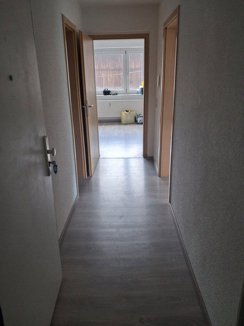 Prenájom bytu 4-izbový 100 m², Bergstraße 12, Drebach, Sasko Prenájom bytu 4-izbový 100 m², Bergstraße 12, Drebach, Sasko