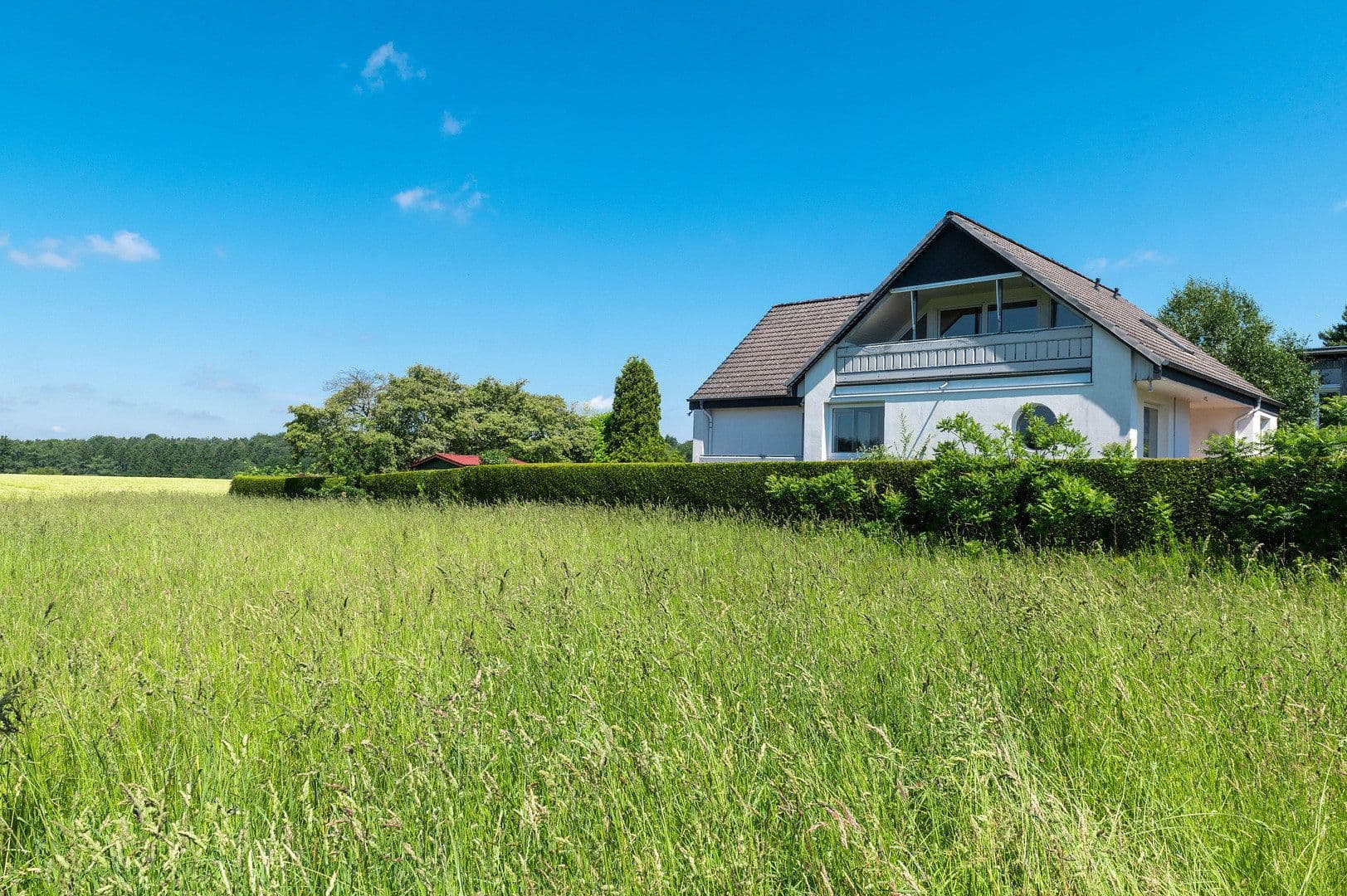 Predaj domu 219 m², pozemek 1.000 m², Rosengarten, Dolné Sasko Predaj domu 219 m², pozemek 1.000 m², Rosengarten, Dolné Sasko