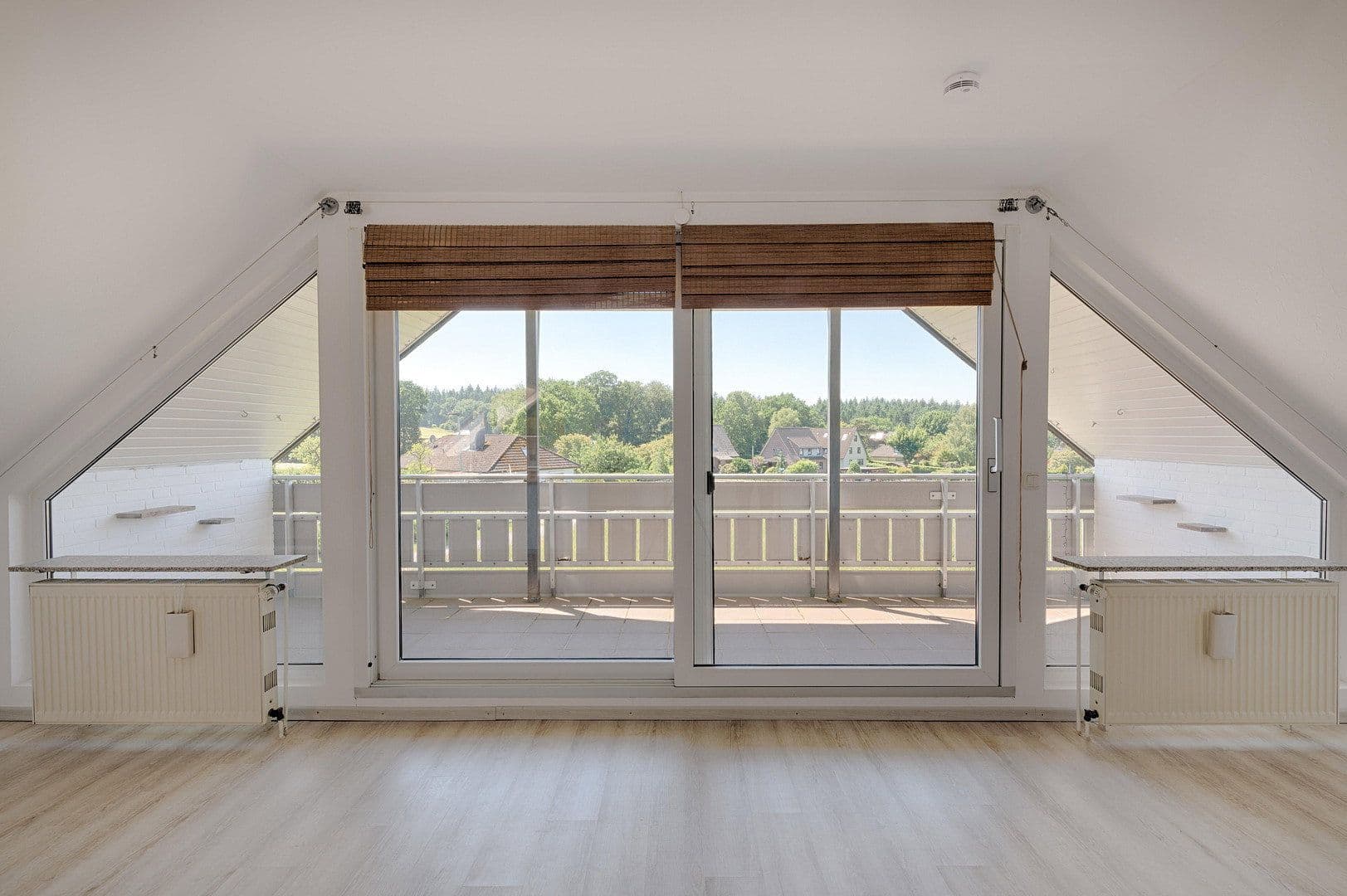 Predaj domu 219 m², pozemek 1.000 m², Rosengarten, Dolné Sasko Predaj domu 219 m², pozemek 1.000 m², Rosengarten, Dolné Sasko