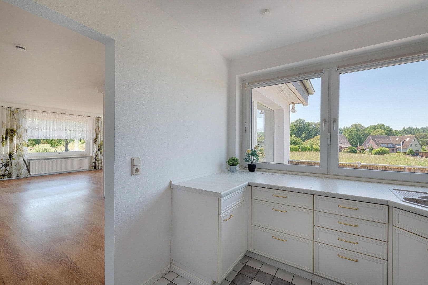 Predaj domu 219 m², pozemek 1.000 m², Rosengarten, Dolné Sasko Predaj domu 219 m², pozemek 1.000 m², Rosengarten, Dolné Sasko