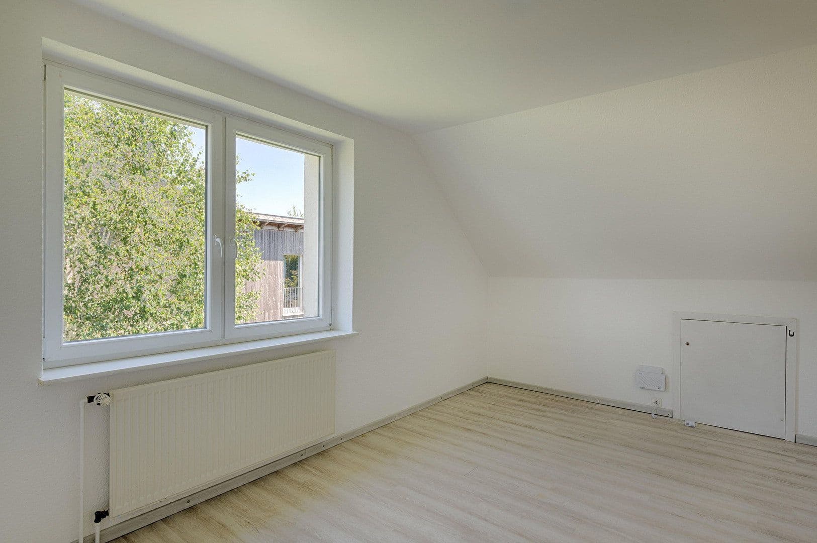 Predaj domu 219 m², pozemek 1.000 m², Rosengarten, Dolné Sasko Predaj domu 219 m², pozemek 1.000 m², Rosengarten, Dolné Sasko