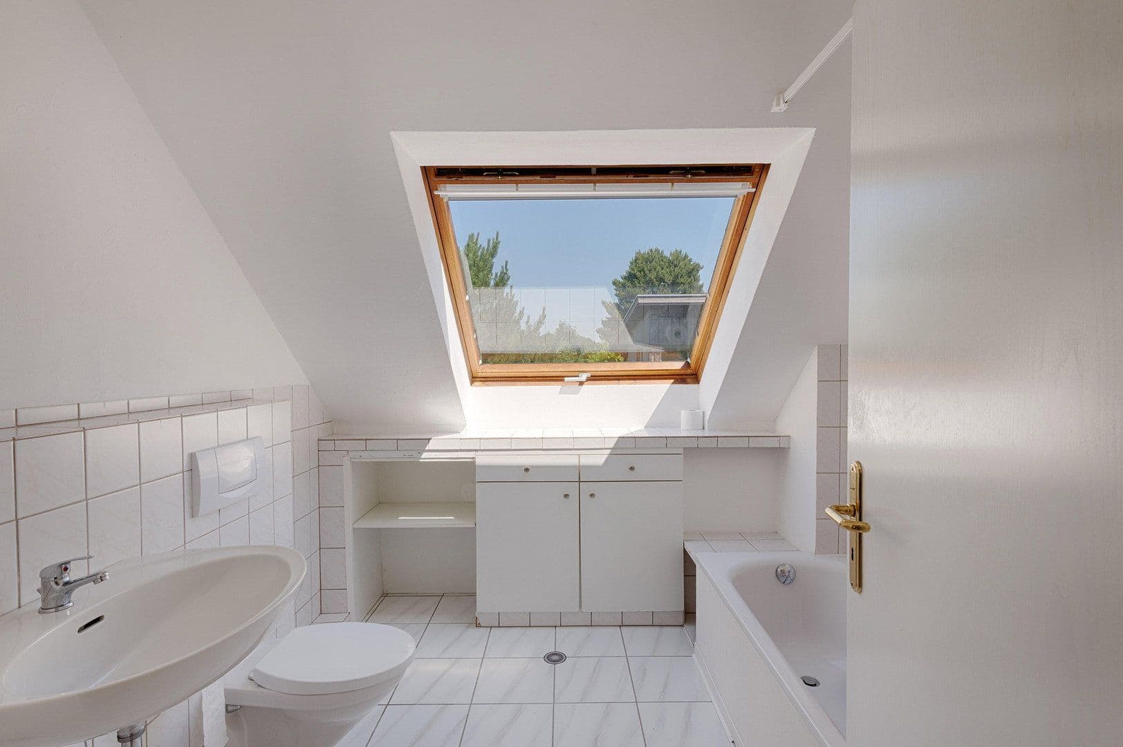 Predaj domu 219 m², pozemek 1.000 m², Rosengarten, Dolné Sasko Predaj domu 219 m², pozemek 1.000 m², Rosengarten, Dolné Sasko