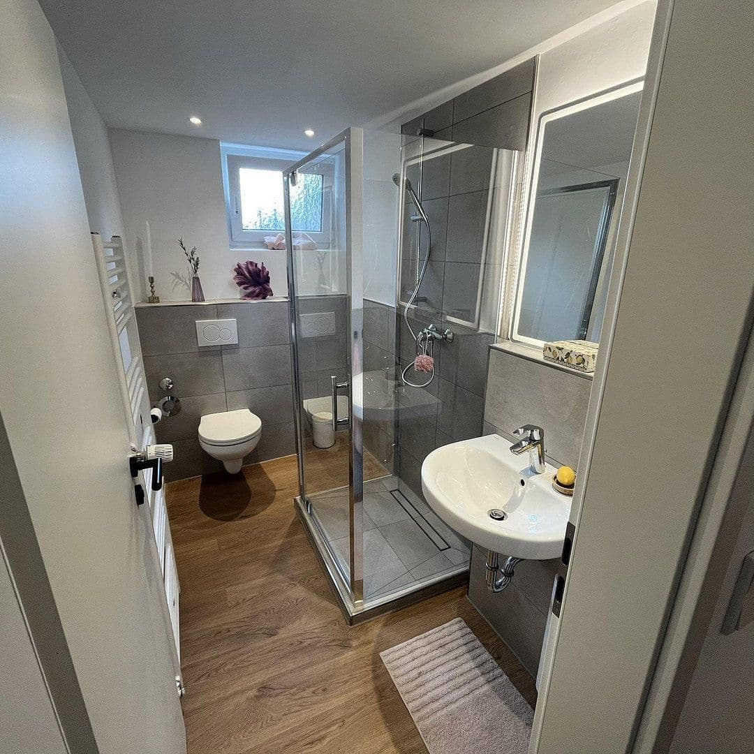Predaj bytu 2-izbový 61 m², Köln, Severné Porýnie - Westfálsko Predaj bytu 2-izbový 61 m², Köln, Severné Porýnie - Westfálsko