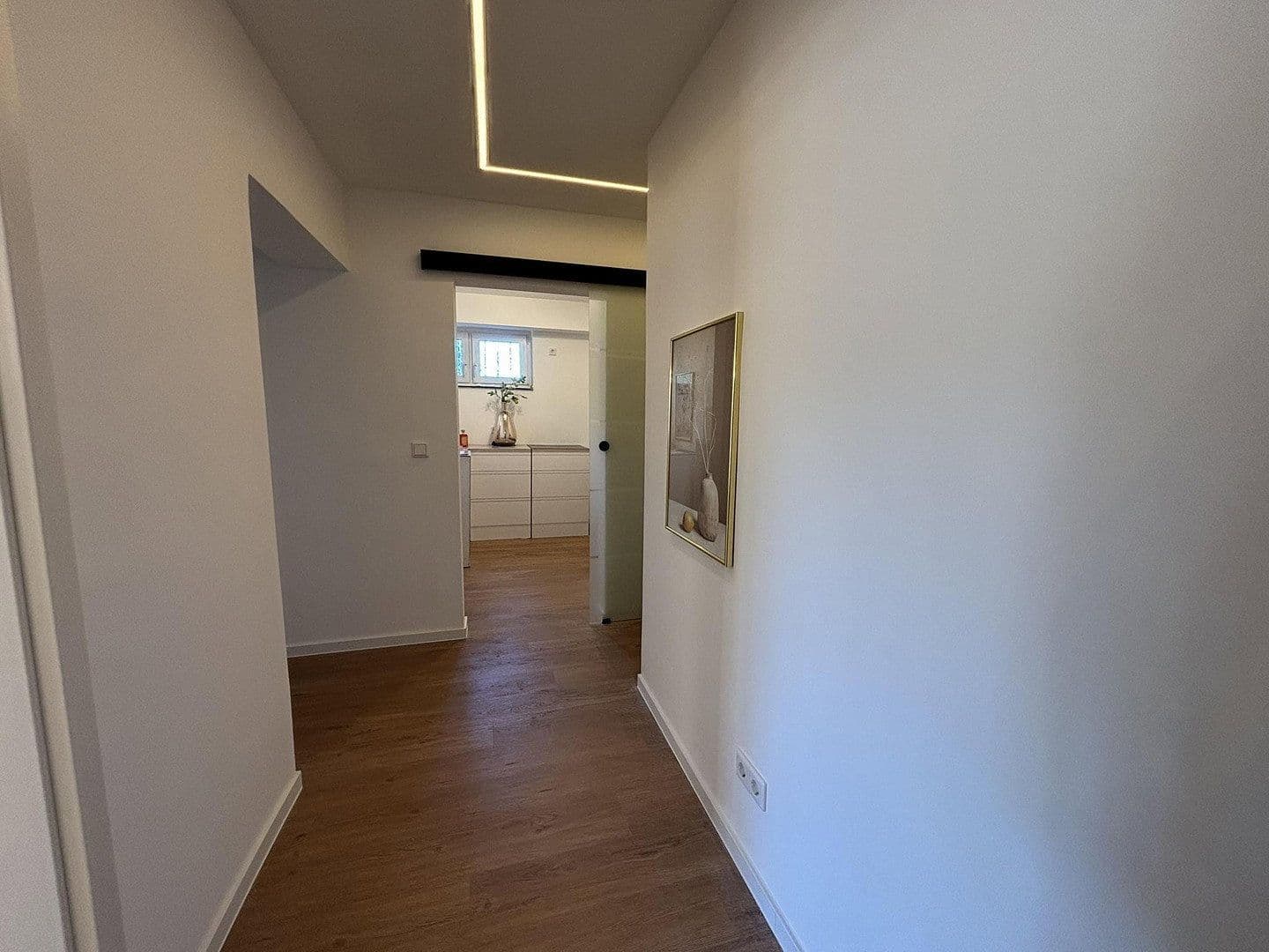 Predaj bytu 2-izbový 61 m², Köln, Severné Porýnie - Westfálsko Predaj bytu 2-izbový 61 m², Köln, Severné Porýnie - Westfálsko