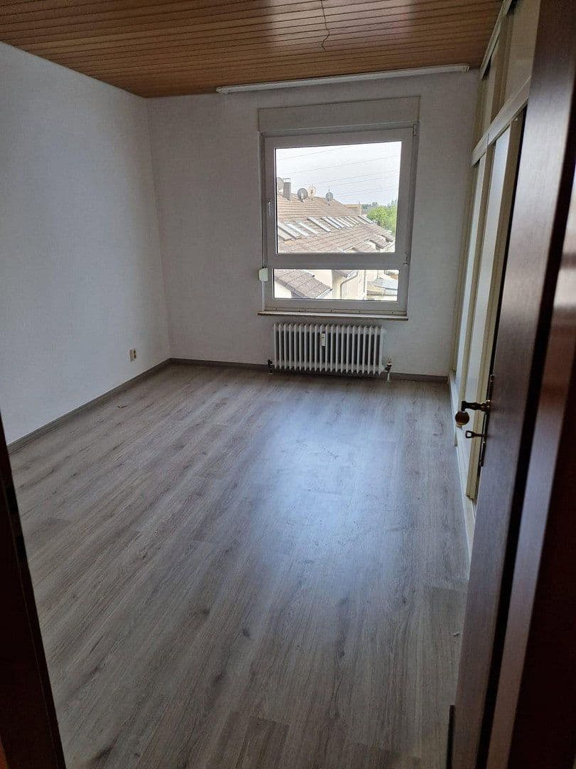 Prenájom bytu 2-izbový 63 m², Lichtenbergerstraße 12, Monheim am Rhein, Severné Porýnie - Westfálsko Prenájom bytu 2-izbový 63 m², Lichtenbergerstraße 12, Monheim am Rhein, Severné Porýnie - Westfálsko