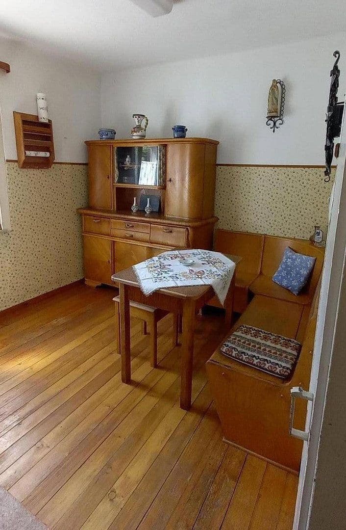 Predaj domu 125 m², pozemek 1.084 m², Horb am Neckar, Bádensko-Wurttembersko Predaj domu 125 m², pozemek 1.084 m², Horb am Neckar, Bádensko-Wurttembersko