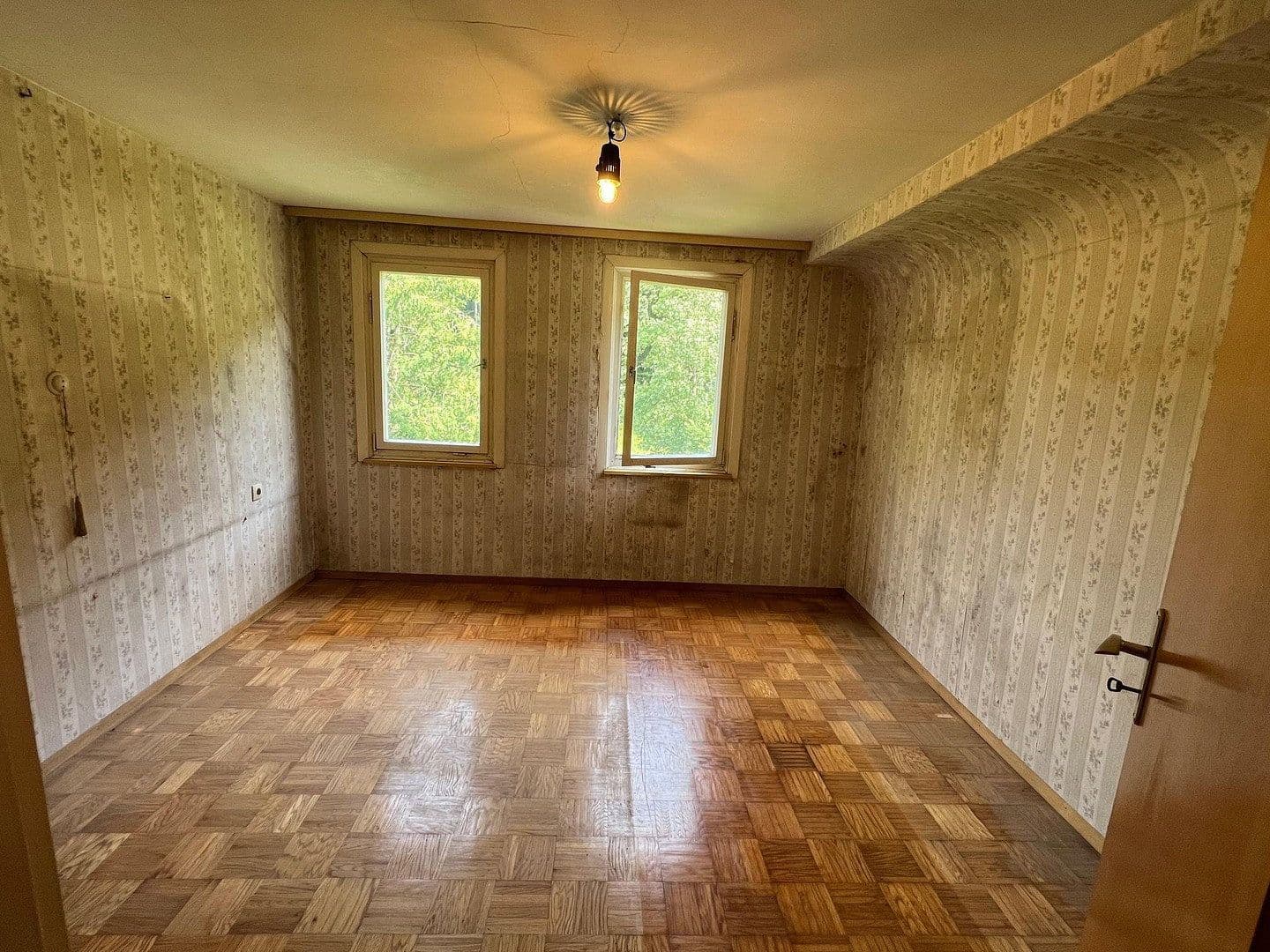Predaj domu 125 m², pozemek 1.084 m², Horb am Neckar, Bádensko-Wurttembersko Predaj domu 125 m², pozemek 1.084 m², Horb am Neckar, Bádensko-Wurttembersko