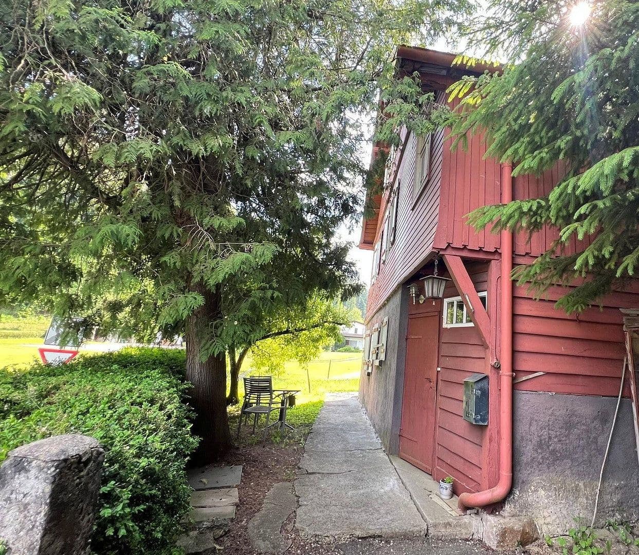 Predaj domu 125 m², pozemek 1.084 m², Horb am Neckar, Bádensko-Wurttembersko Predaj domu 125 m², pozemek 1.084 m², Horb am Neckar, Bádensko-Wurttembersko