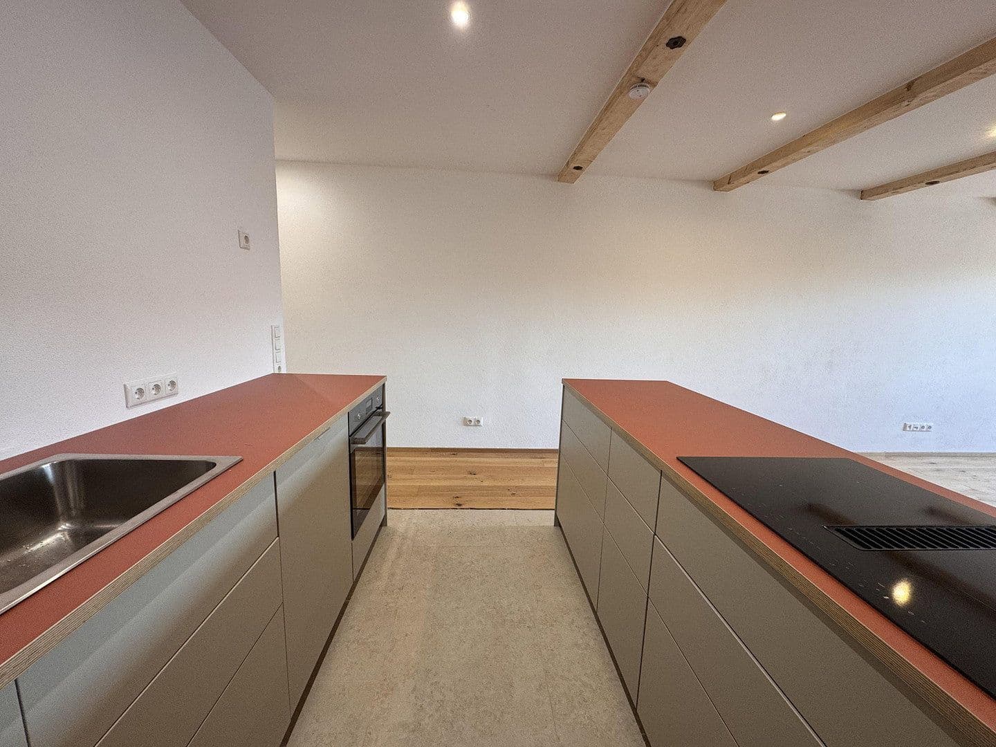 Prenájom bytu 2-izbový 53 m², Rimsting, Bavorsko Prenájom bytu 2-izbový 53 m², Rimsting, Bavorsko