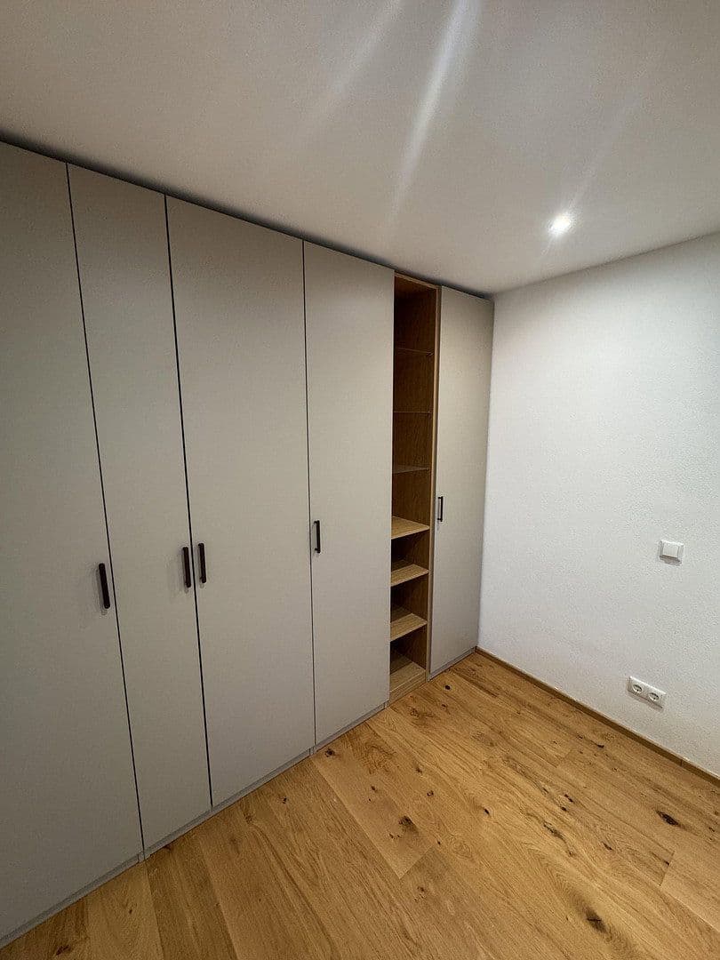 Prenájom bytu 2-izbový 53 m², Rimsting, Bavorsko Prenájom bytu 2-izbový 53 m², Rimsting, Bavorsko