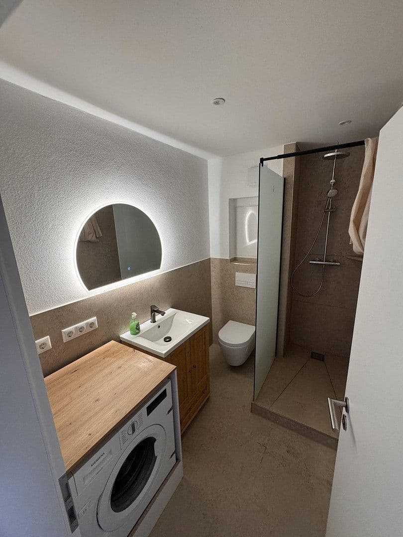 Prenájom bytu 2-izbový 53 m², Rimsting, Bavorsko Prenájom bytu 2-izbový 53 m², Rimsting, Bavorsko