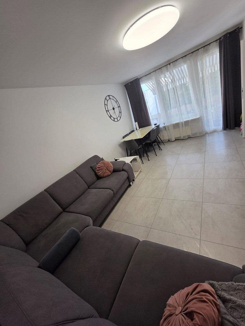 Predaj bytu 3-izbový 80 m², Fellbach, Bádensko-Wurttembersko Predaj bytu 3-izbový 80 m², Fellbach, Bádensko-Wurttembersko
