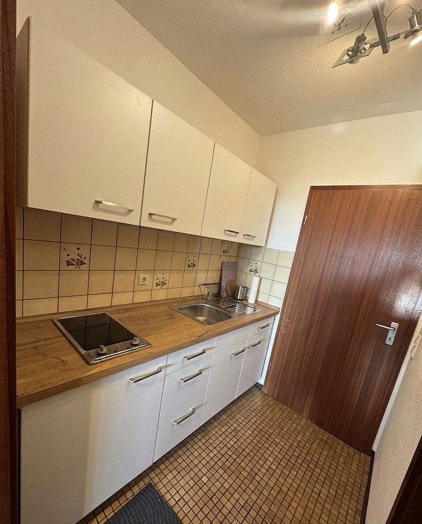Prenájom bytu 1-izbový 40 m², Schwarzwaldstraße 6, Furtwangen im Schwarzwald, Bádensko-Wurttembersko Prenájom bytu 1-izbový 40 m², Schwarzwaldstraße 6, Furtwangen im Schwarzwald, Bádensko-Wurttembersko