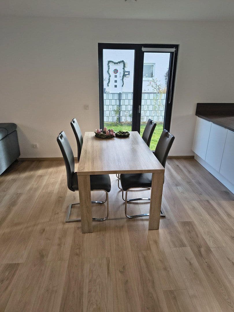 Predaj domu 164 m², pozemek 409 m², Beindersheim, Porýnie-Falcko Predaj domu 164 m², pozemek 409 m², Beindersheim, Porýnie-Falcko