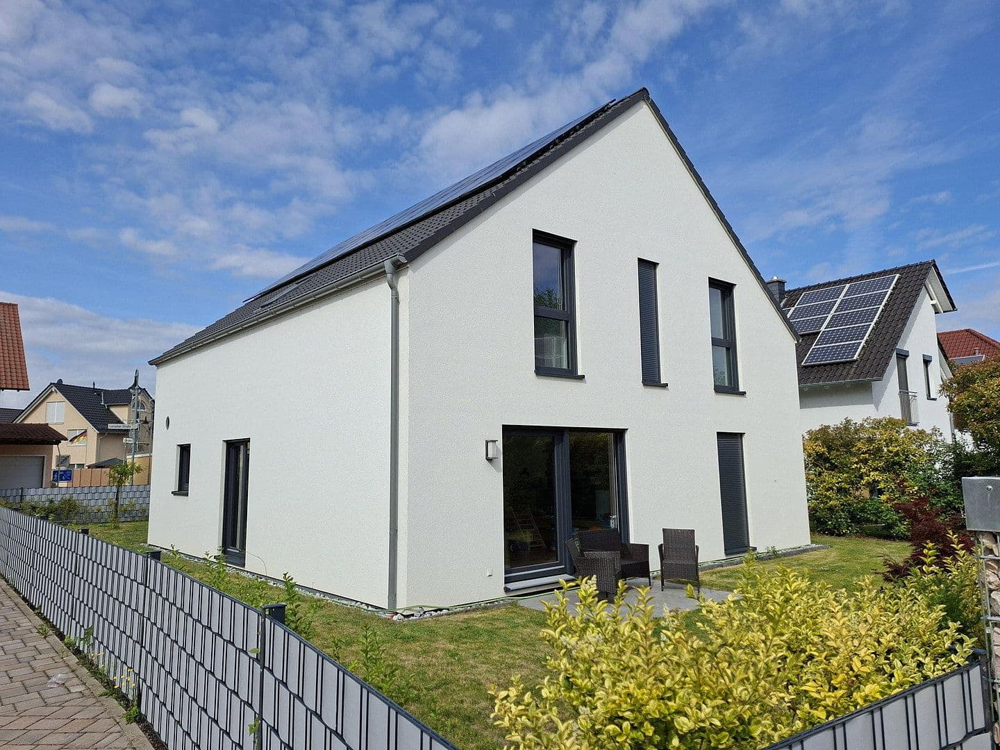 Predaj domu 164 m², pozemek 409 m², Beindersheim, Porýnie-Falcko Predaj domu 164 m², pozemek 409 m², Beindersheim, Porýnie-Falcko