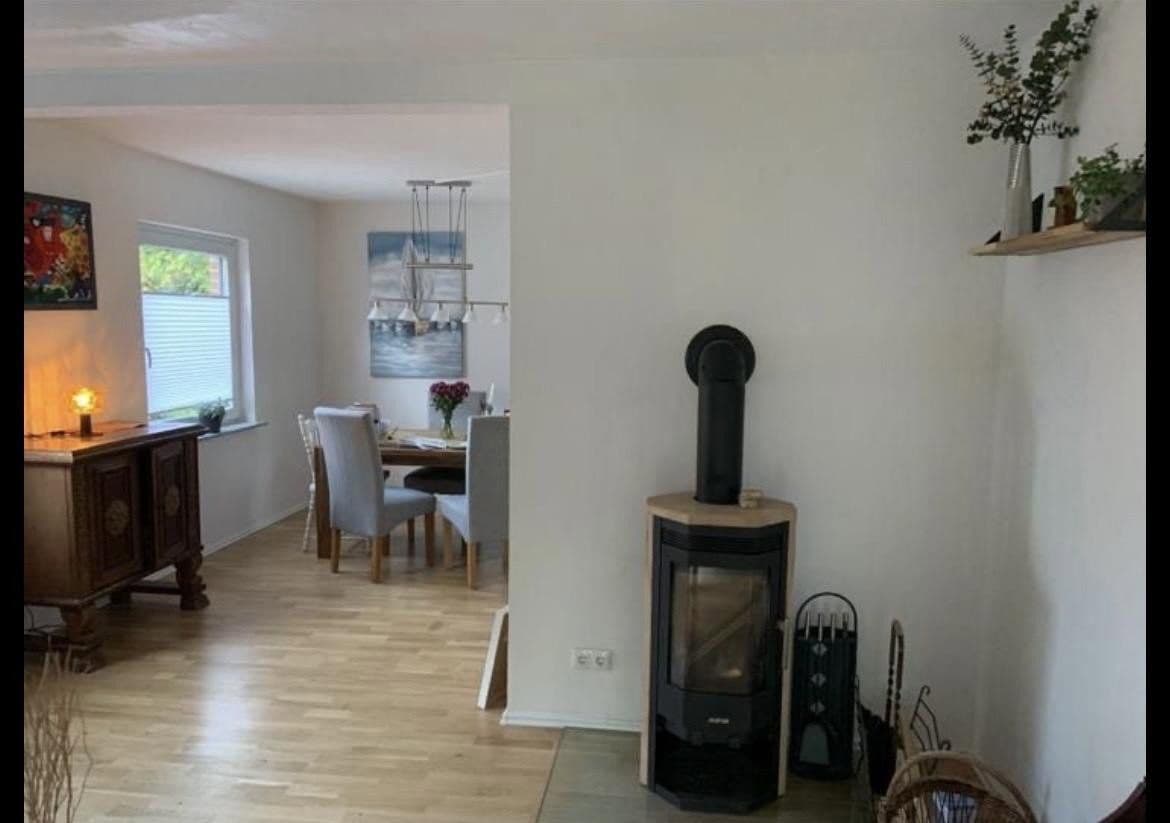 Predaj domu 145 m², pozemek 617 m², Itzehoe, Šlezvicko-Holštajnsko Predaj domu 145 m², pozemek 617 m², Itzehoe, Šlezvicko-Holštajnsko