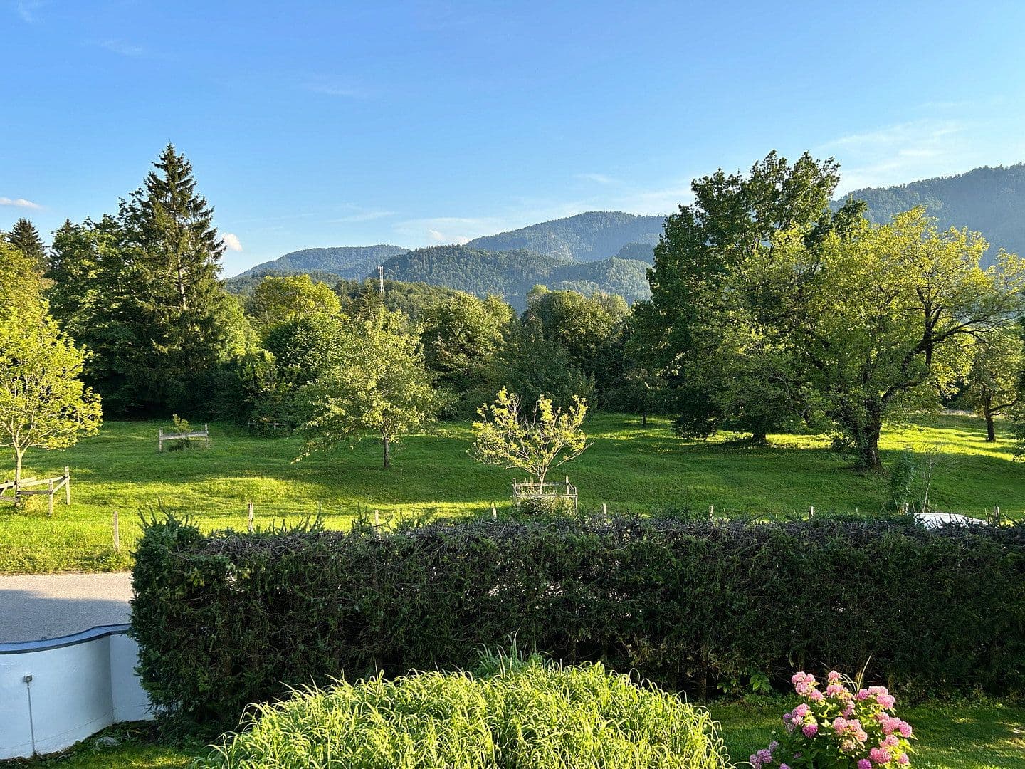 Predaj domu 222 m², pozemek 996 m², Hochgernweg 47, Unterwössen, Bavorsko Predaj domu 222 m², pozemek 996 m², Hochgernweg 47, Unterwössen, Bavorsko
