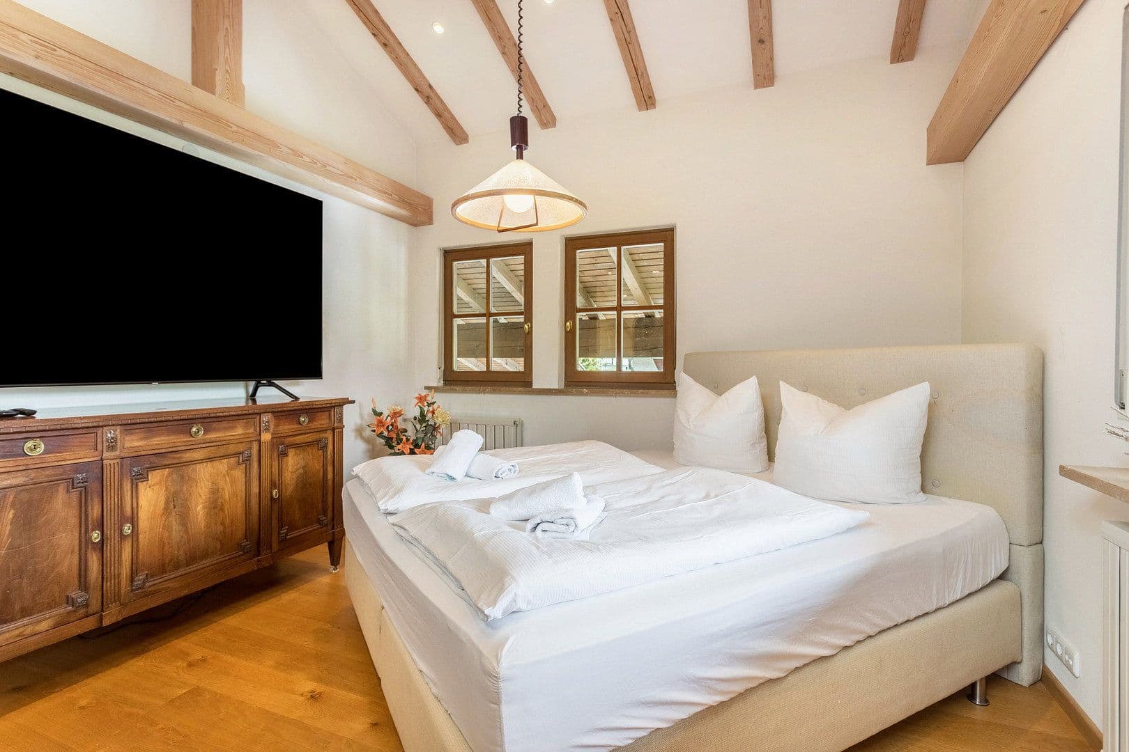 Predaj domu 222 m², pozemek 996 m², Hochgernweg 47, Unterwössen, Bavorsko Predaj domu 222 m², pozemek 996 m², Hochgernweg 47, Unterwössen, Bavorsko