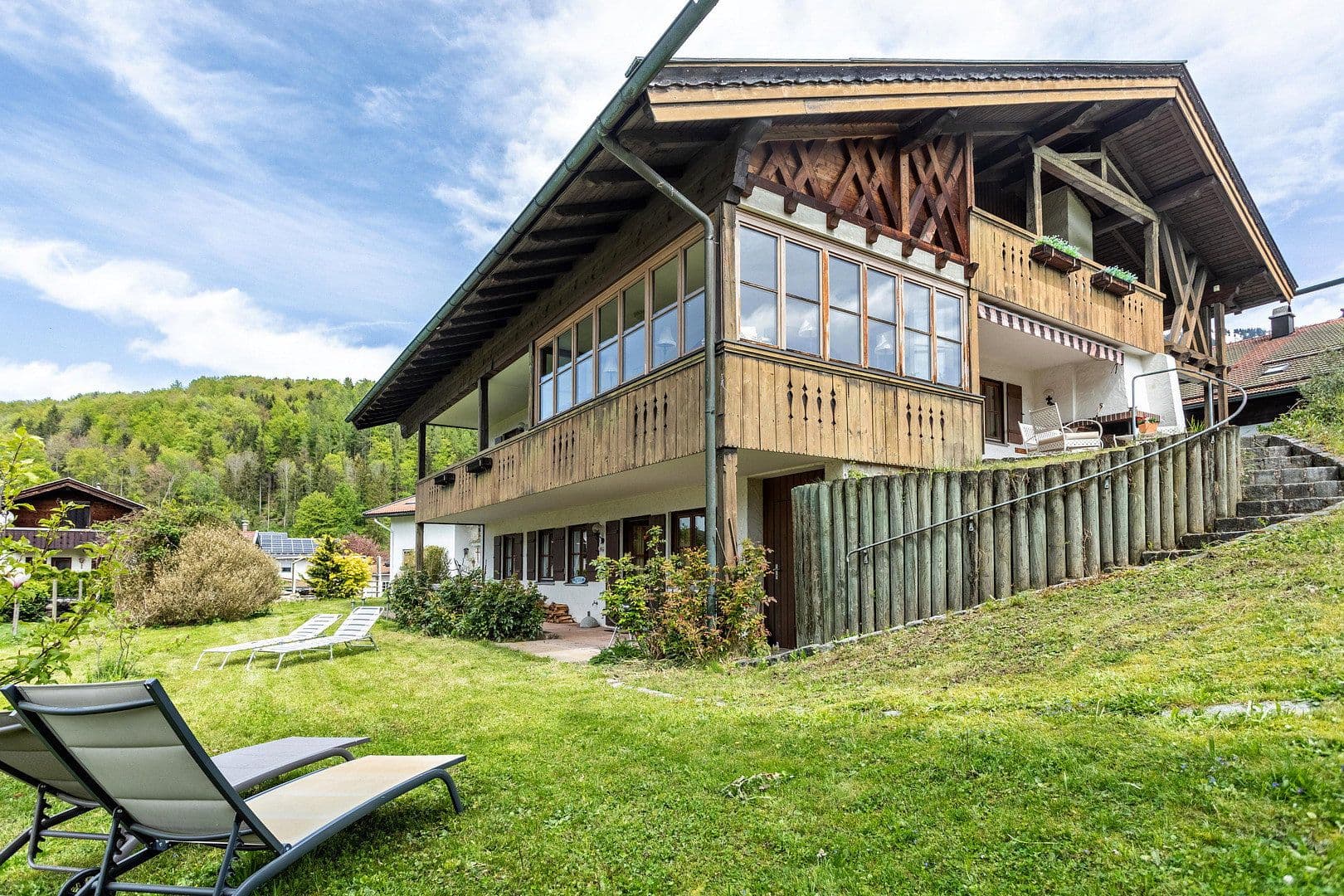 Predaj domu 222 m², pozemek 996 m², Hochgernweg 47, Unterwössen, Bavorsko Predaj domu 222 m², pozemek 996 m², Hochgernweg 47, Unterwössen, Bavorsko