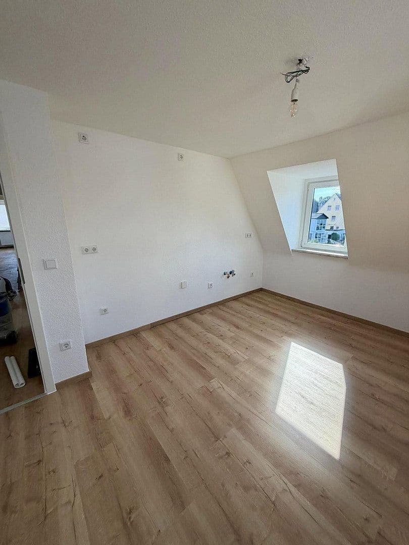 Prenájom bytu 3-izbový 75 m², Ringstraße 24, Pleinfeld, Bavorsko Prenájom bytu 3-izbový 75 m², Ringstraße 24, Pleinfeld, Bavorsko