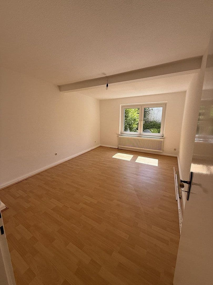 Prenájom bytu 2-izbový 62 m², Paradestr. 33, Wuppertal, Severné Porýnie - Westfálsko Prenájom bytu 2-izbový 62 m², Paradestr. 33, Wuppertal, Severné Porýnie - Westfálsko