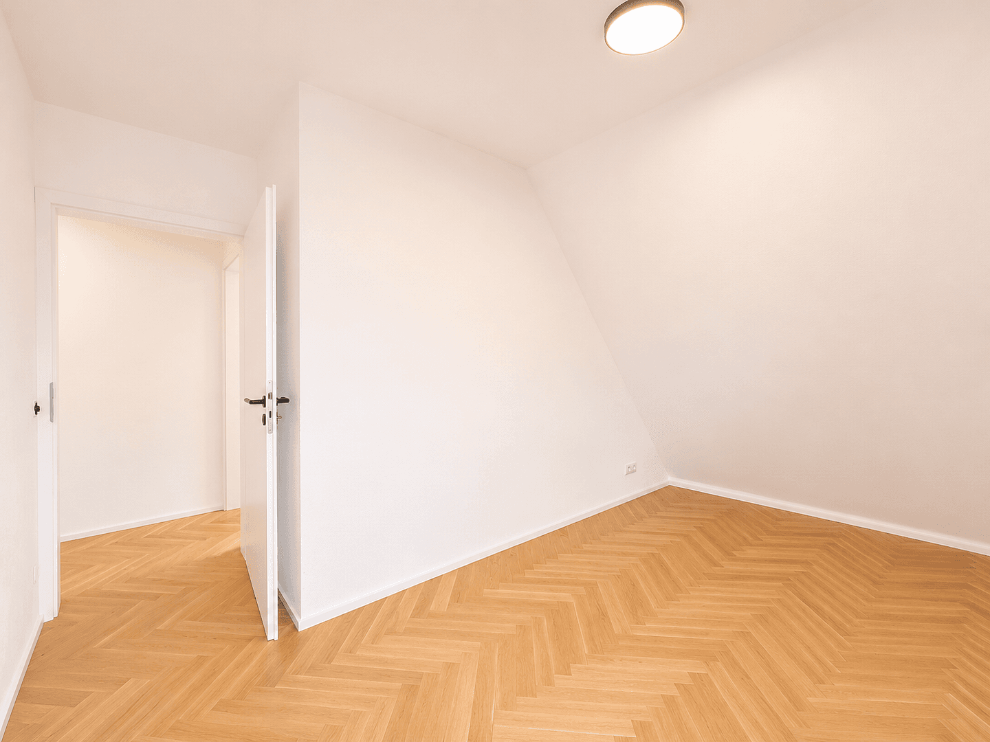 Predaj bytu 4-izbový 82 m², Hattenhofen, Bádensko-Wurttembersko Predaj bytu 4-izbový 82 m², Hattenhofen, Bádensko-Wurttembersko