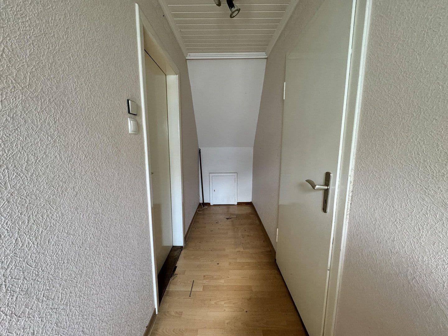 Predaj domu 89 m², pozemek 400 m², Bremerhaven, Brémy Predaj domu 89 m², pozemek 400 m², Bremerhaven, Brémy